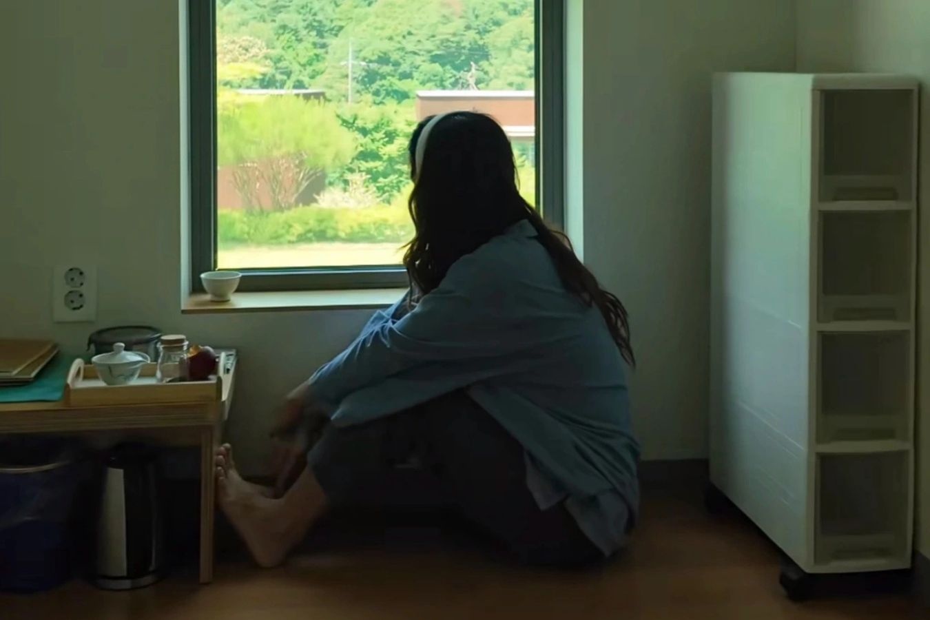 Co gai Viet chi gan 3 trieu dong de 'o tu' 24 gio hinh anh