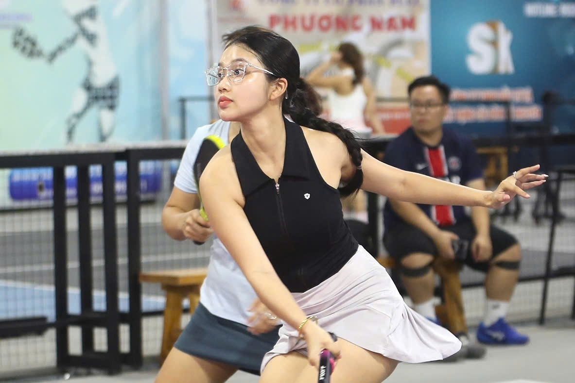 Mau thuan tren san pickleball hinh anh