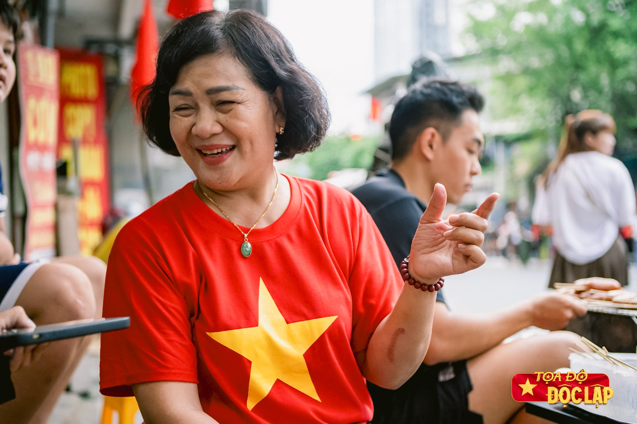 ngồi diễu binh miễn phí ảnh 4 ngoi dieu binh mien phi anh 4