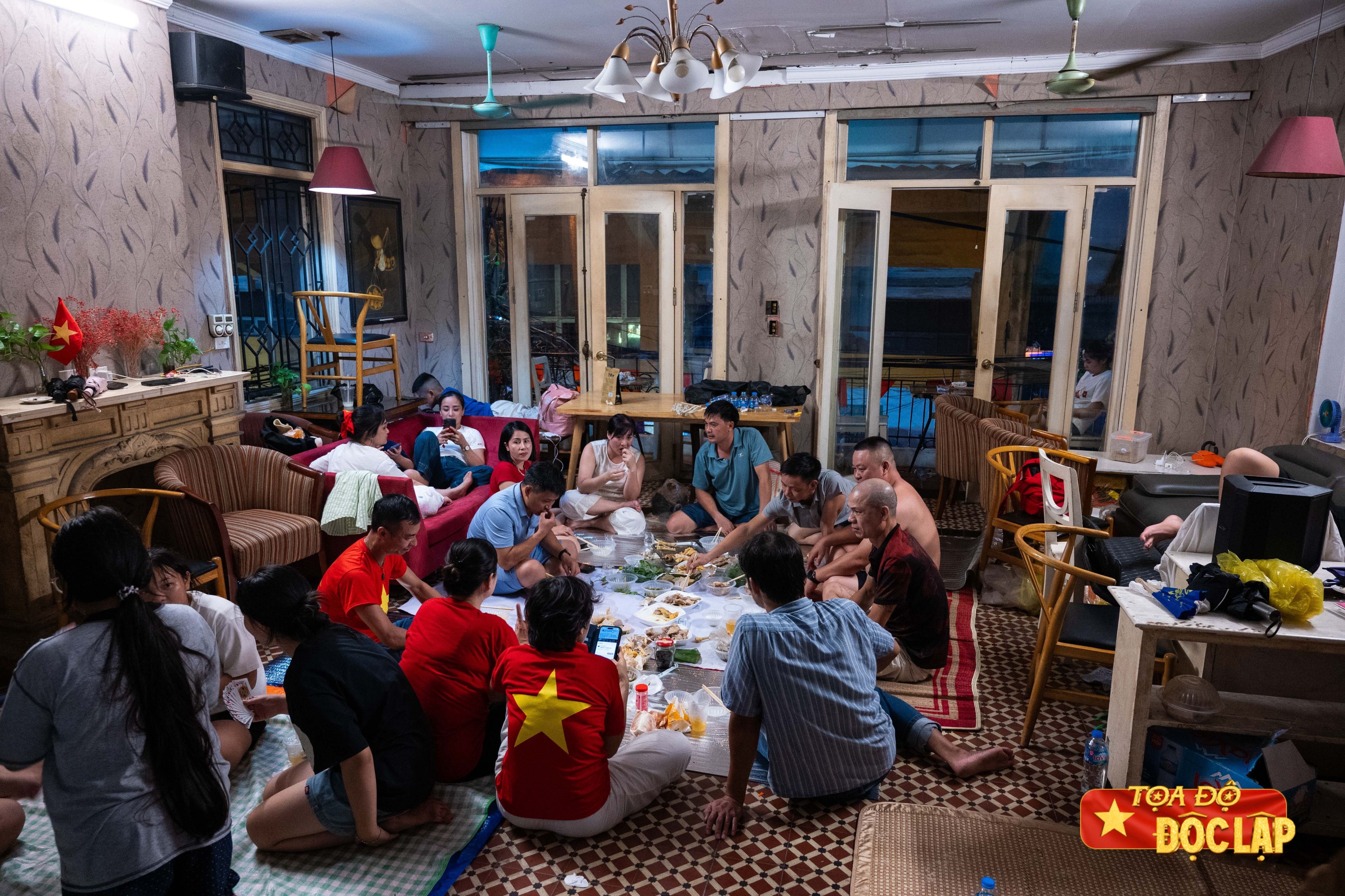 thuc xem dieu binh anh 2