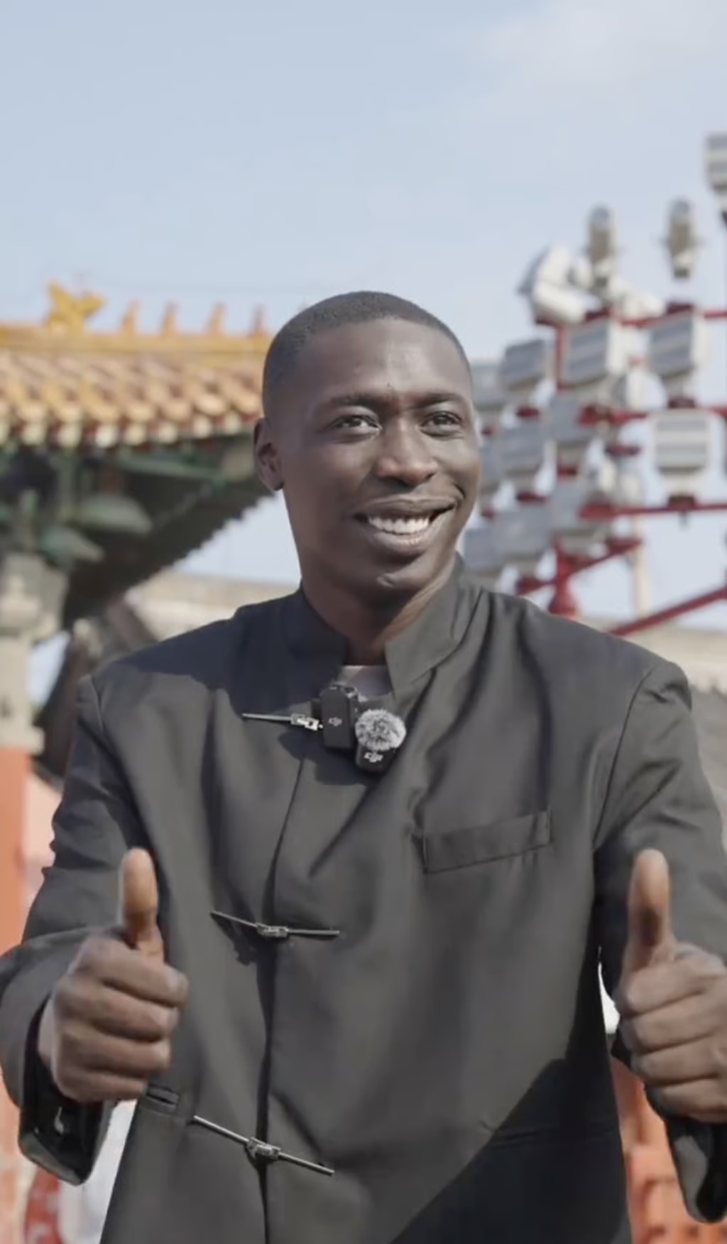 Khaby Lame den Trung Quoc anh 1