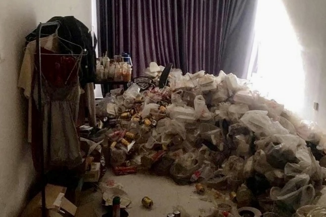 Can ho ngap rac do khach thue bo lai o chung cu cao cap TP.HCM hinh anh