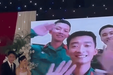 Co dau Gia Lai bat khoc truoc qua cuoi tu anh trai trong quan ngu hinh anh