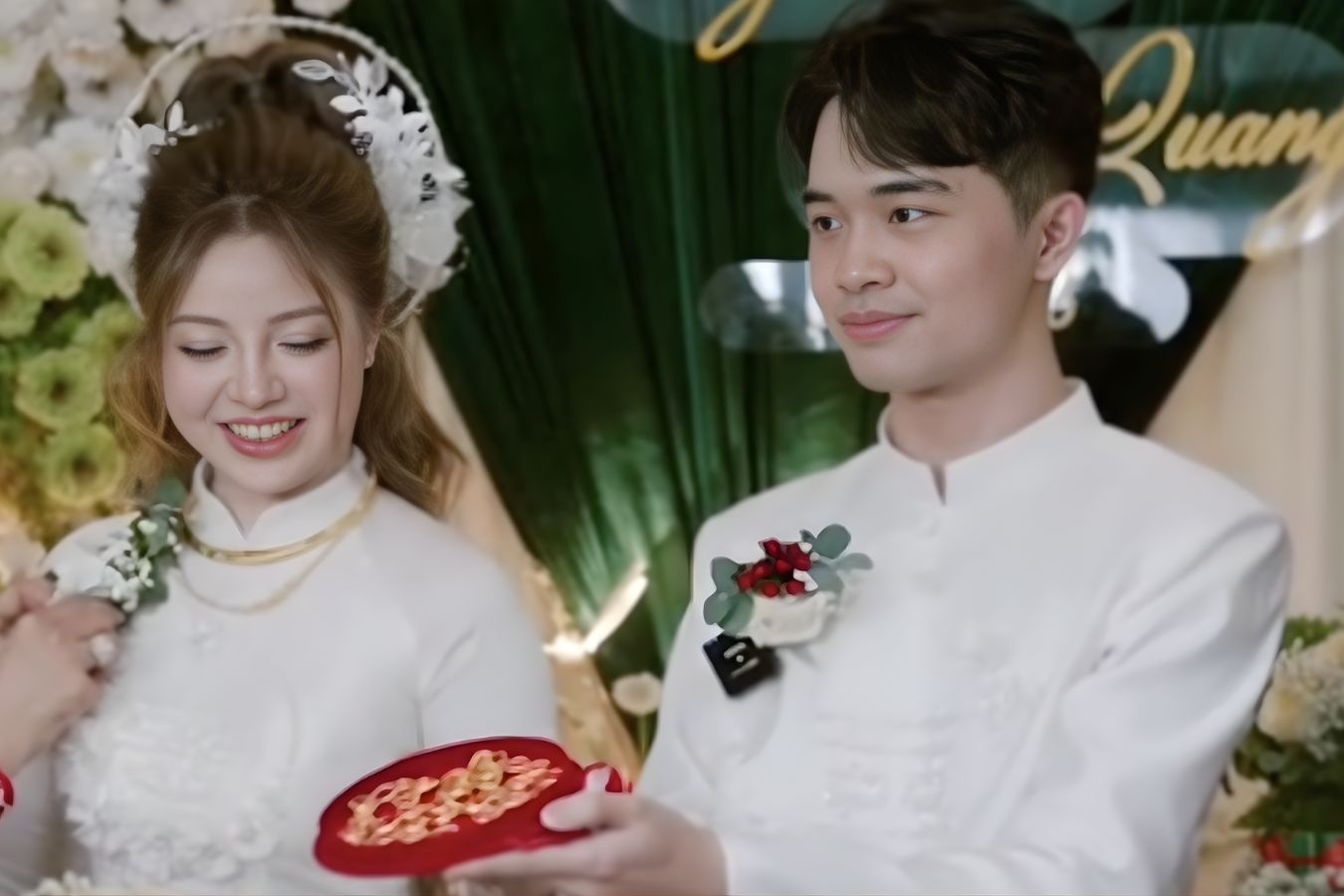 Nghe loi me dan, chu re 23 tuoi danh dum 4 nam tang vo 5 cay vang hinh anh