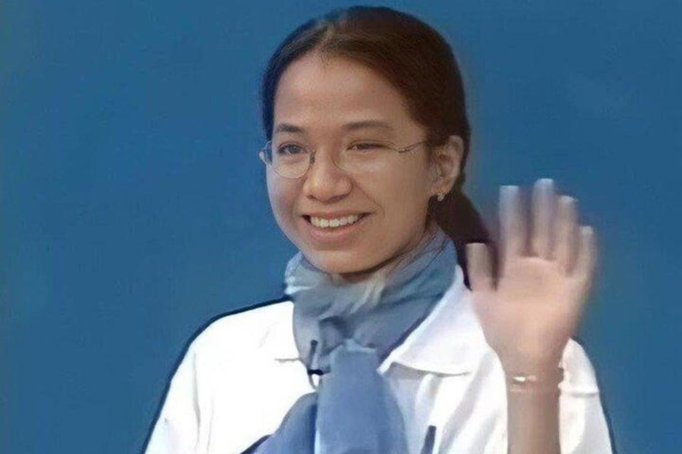 Nu quan quan dau tien cua Duong len dinh Olympia ra sao sau 26 nam hinh anh