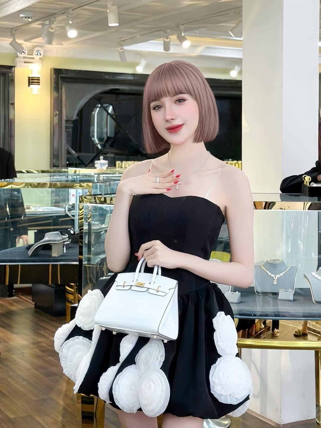 Ngan Collagen thang kien anh 1