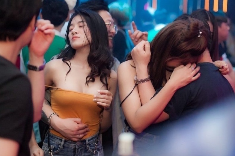 Cuoc song ve dem o Han Quoc lam nguy? hinh anh