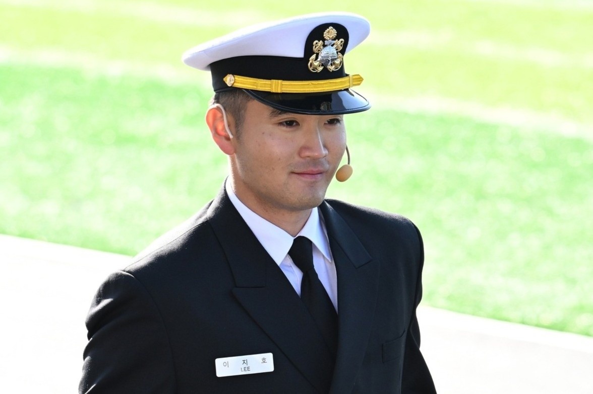 Buc anh viral khap MXH cua 'thai tu' Samsung hinh anh