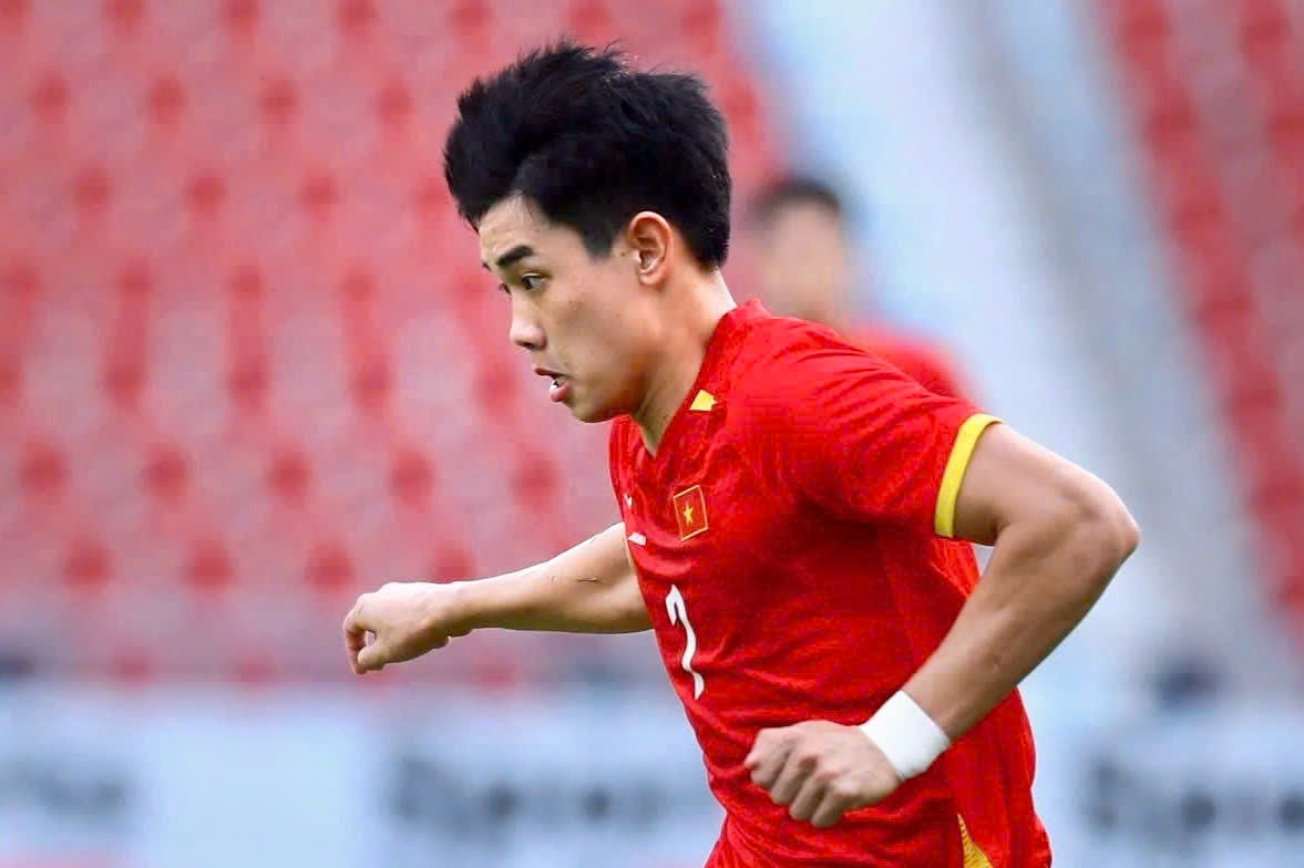 Chan dung tien dao co cu dup kien tao giup U22 Viet Nam thang Malaysia hinh anh