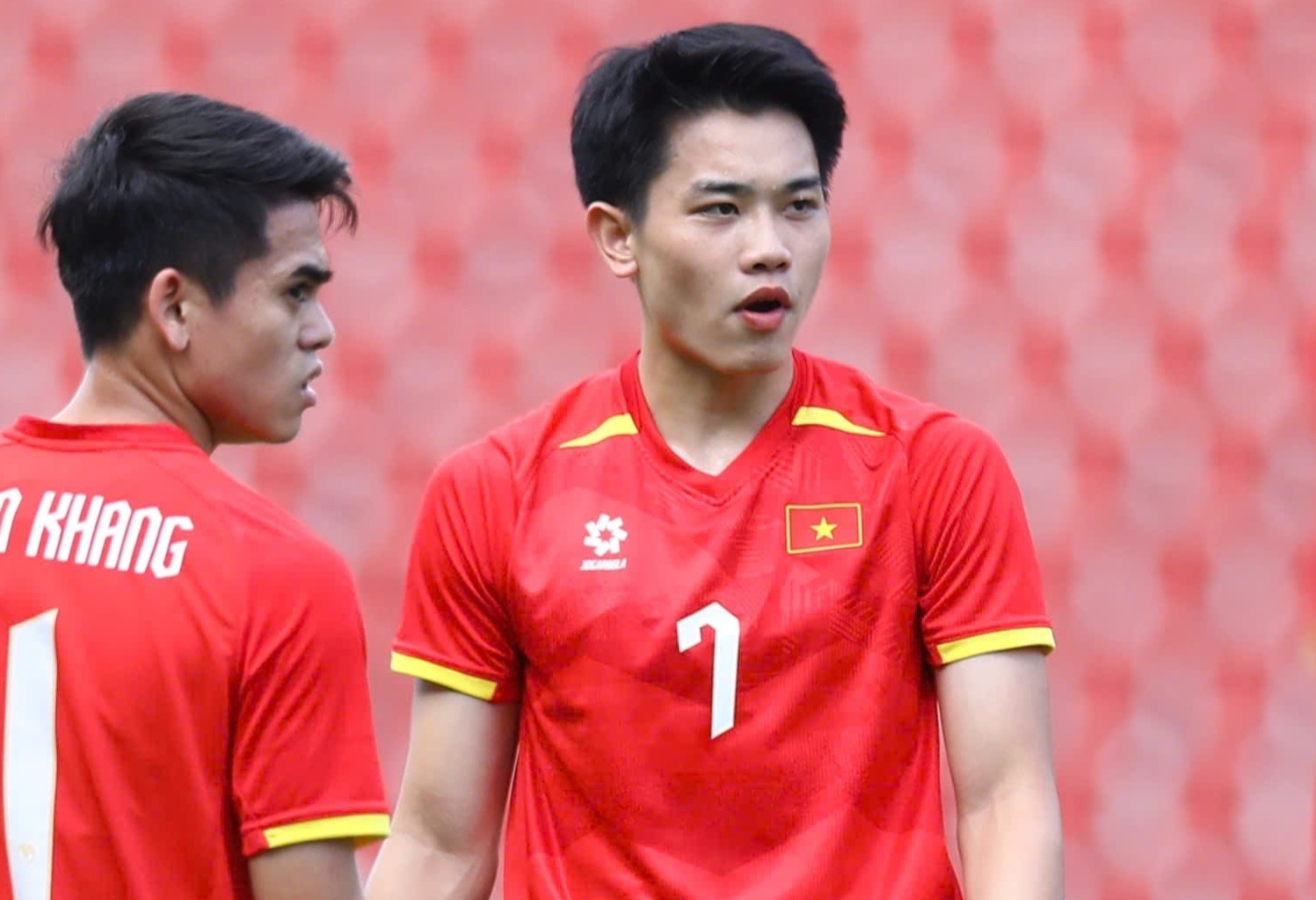 Loat binh luan hai huoc khi U22 Viet Nam vao chung ket SEA Games 33 hinh anh