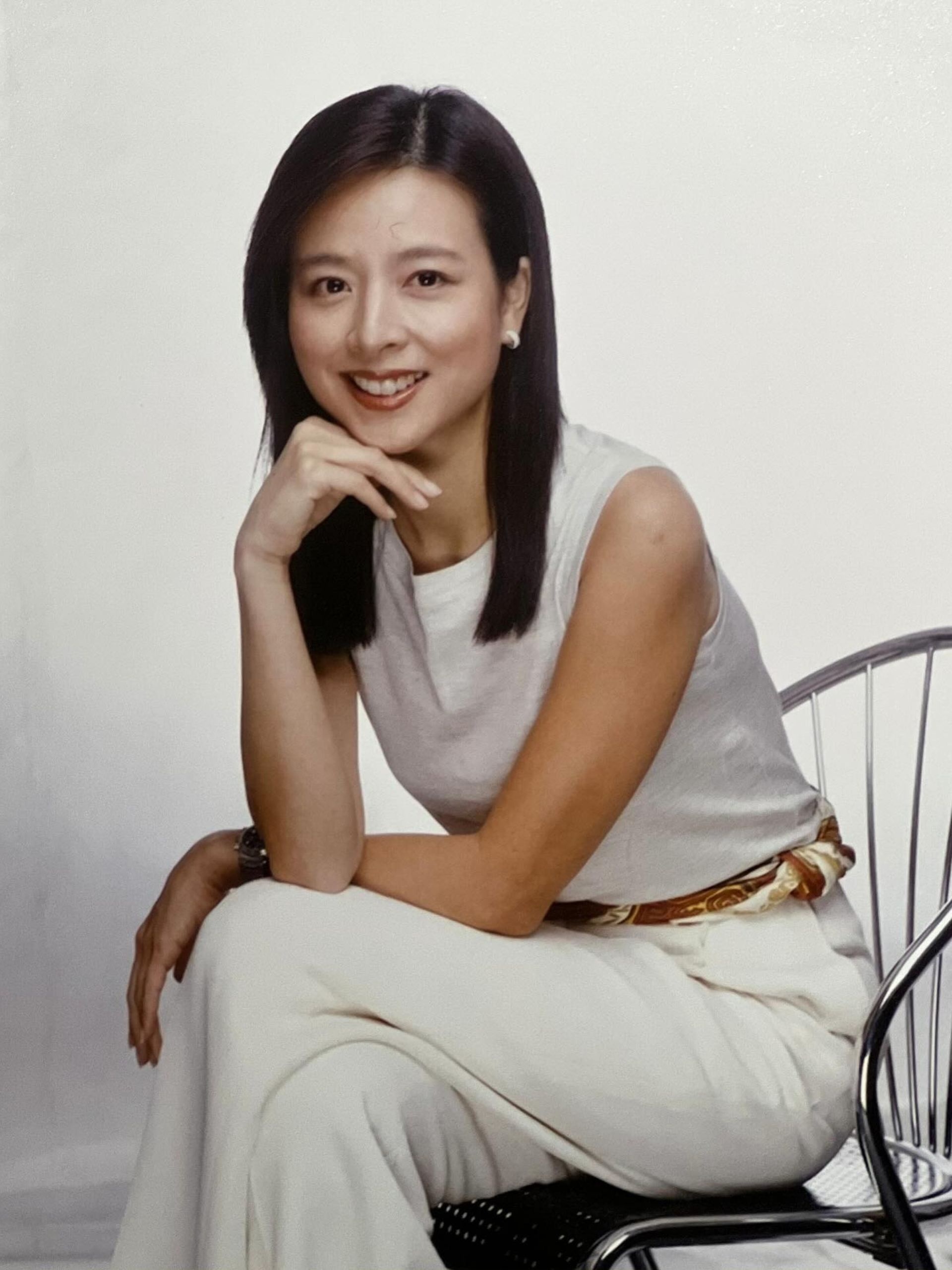 Madam Pang thoi tre anh 6