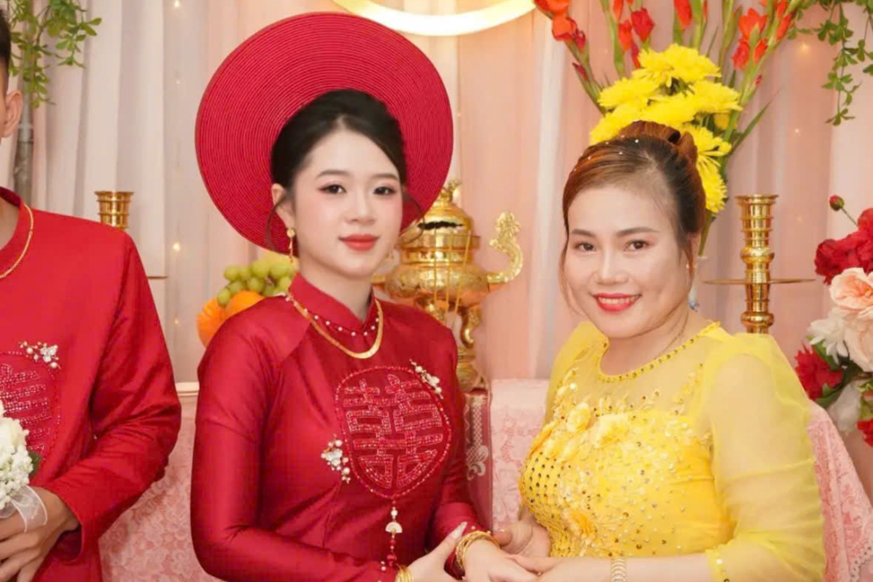 Tung di an cuoi me chong, 4 nam sau co gai ve lam dau hinh anh