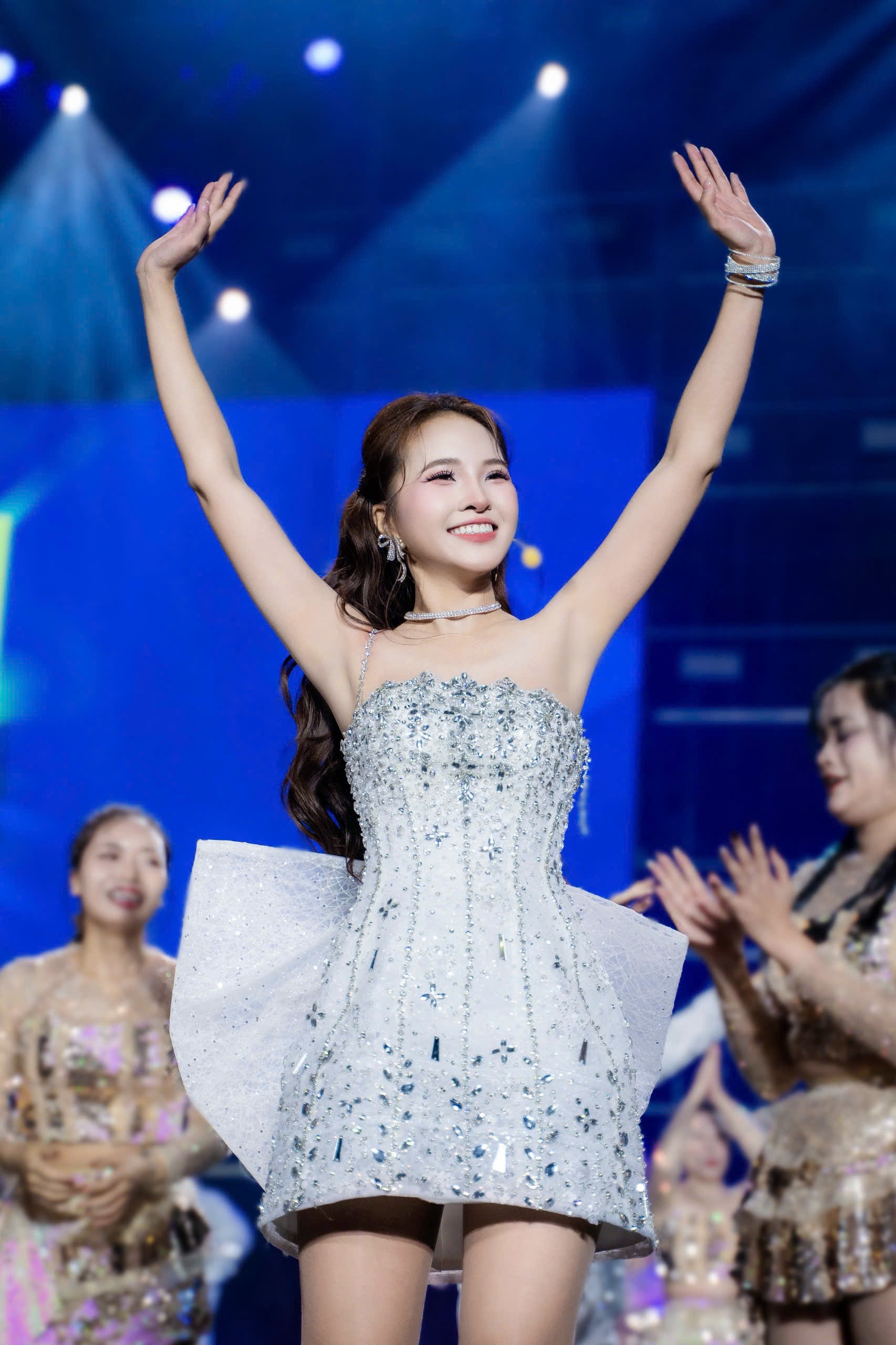 concert cuoi nam cong ty anh 2