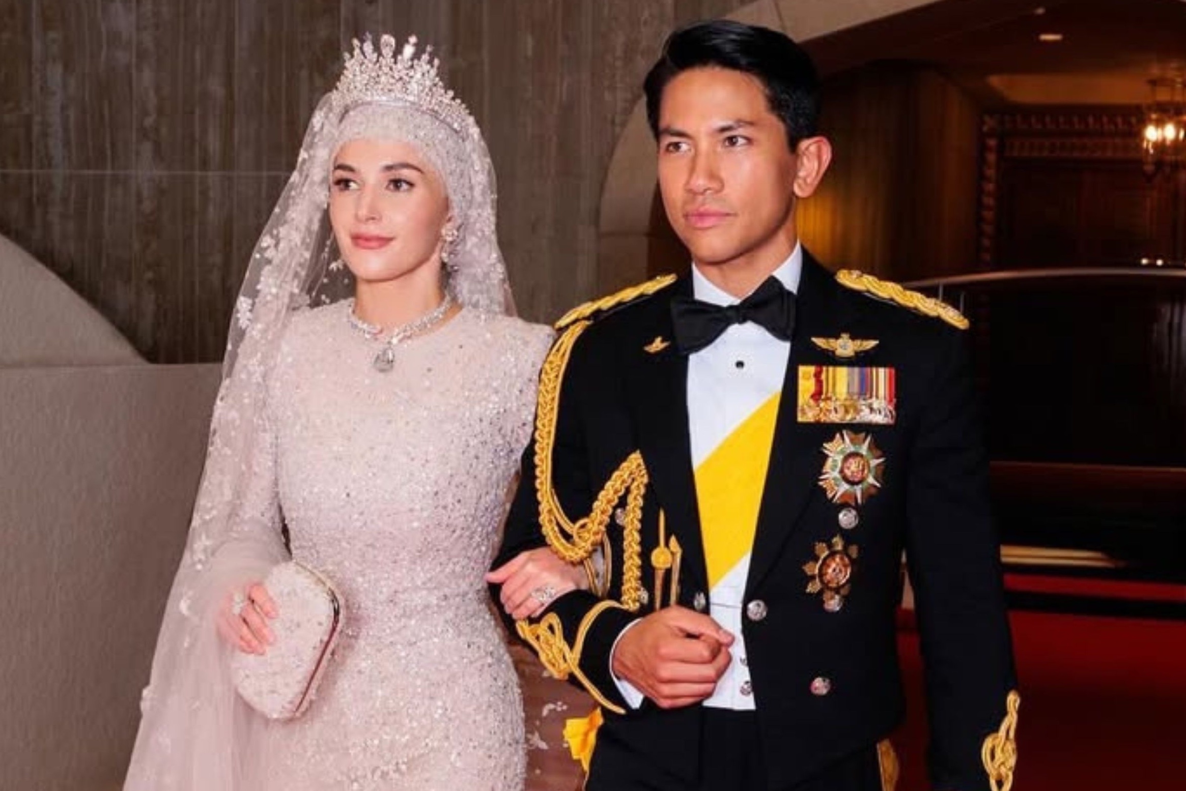 Hoang tu Brunei co con hinh anh