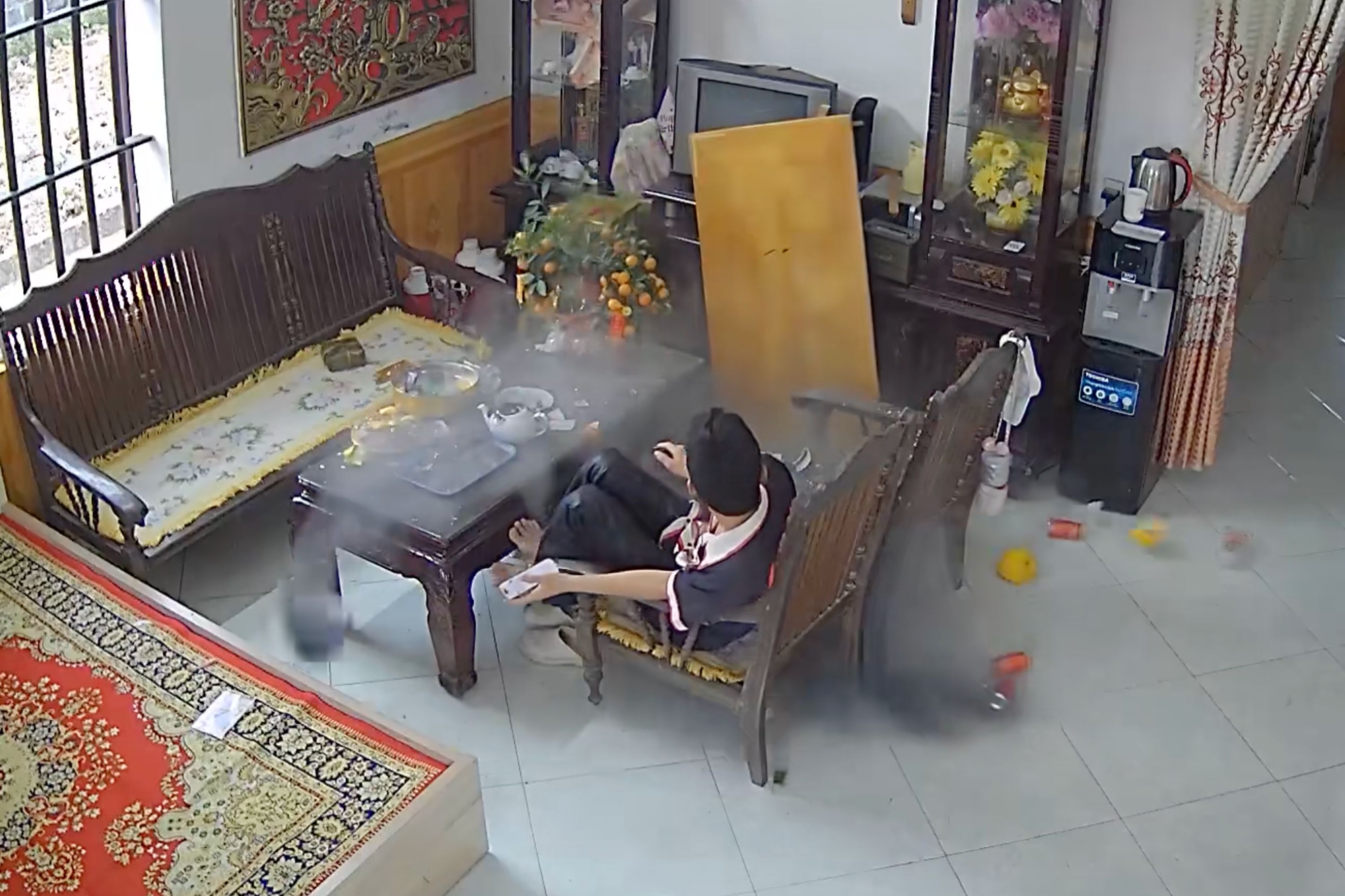 Khoanh khac ban tho do sap mung 1 Tet o Ninh Binh hinh anh