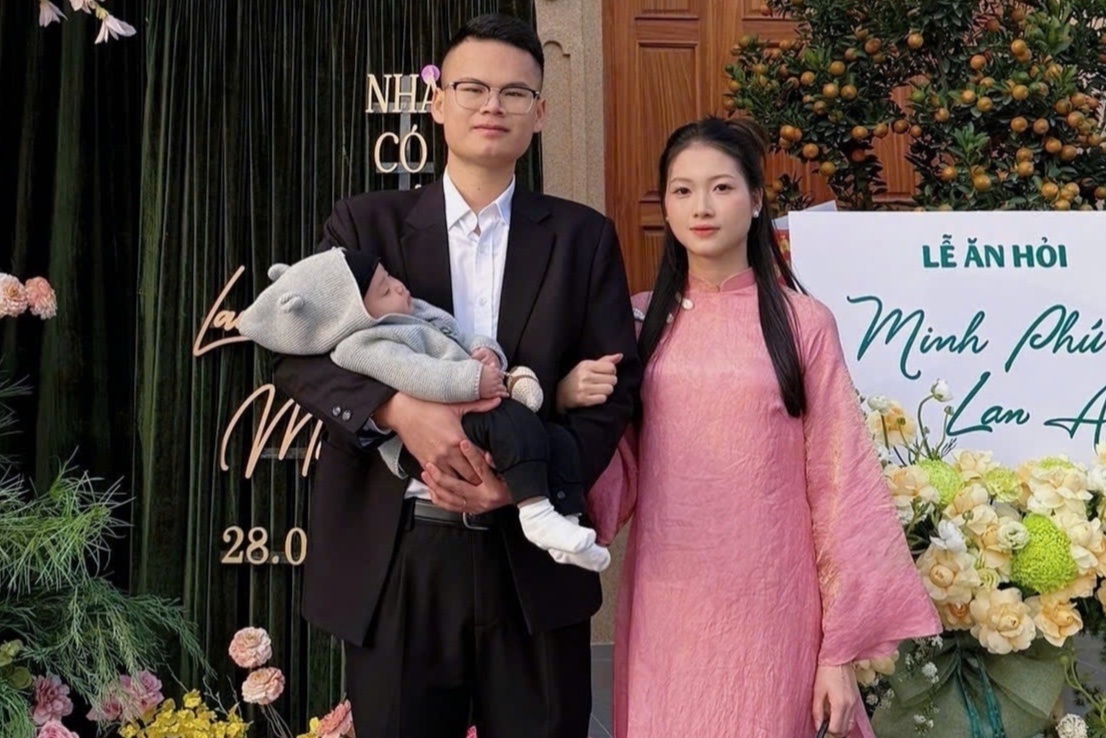 Canh cham 2 em sinh doi va con nho cua me tre o Bac Ninh hinh anh