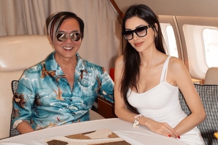 Nguoi dep lam vo 4 cua 'ty phu xau nhat Hong Kong' gio ra sao? hinh anh