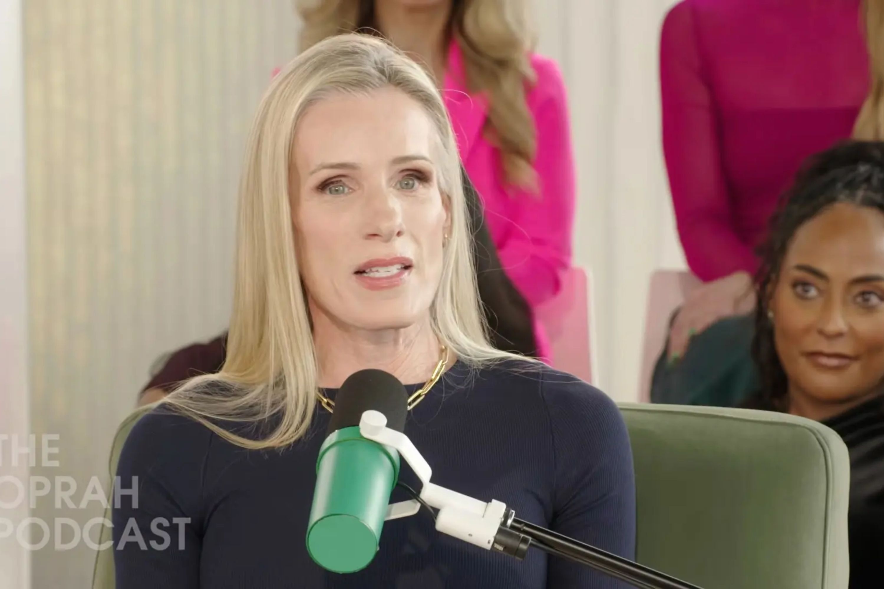 be boi ngoai tinh anh 1