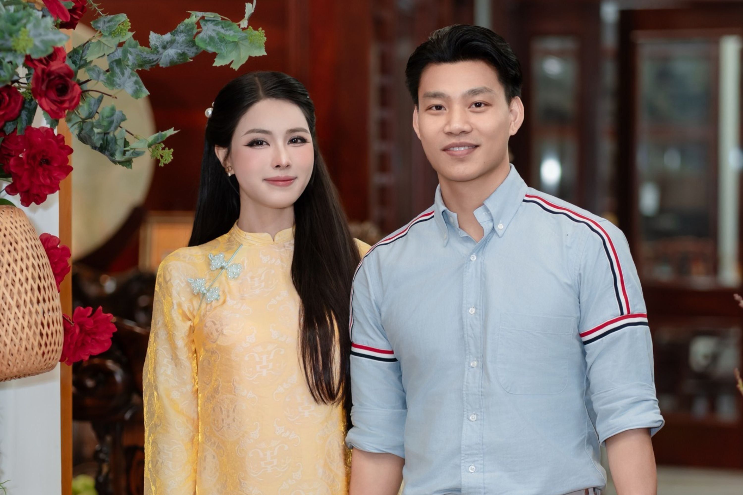 Van Thanh den nha hoi cuoi 'chi dep' gymer hinh anh