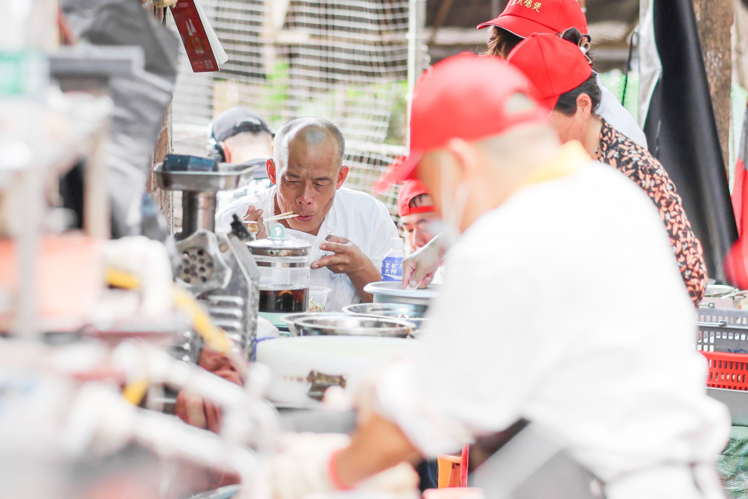 lau ga van xin khach anh 7