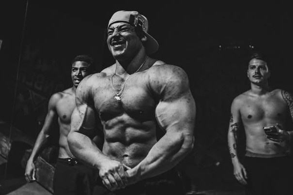 'Quai vat co bap' tu vong dang ngo hinh anh