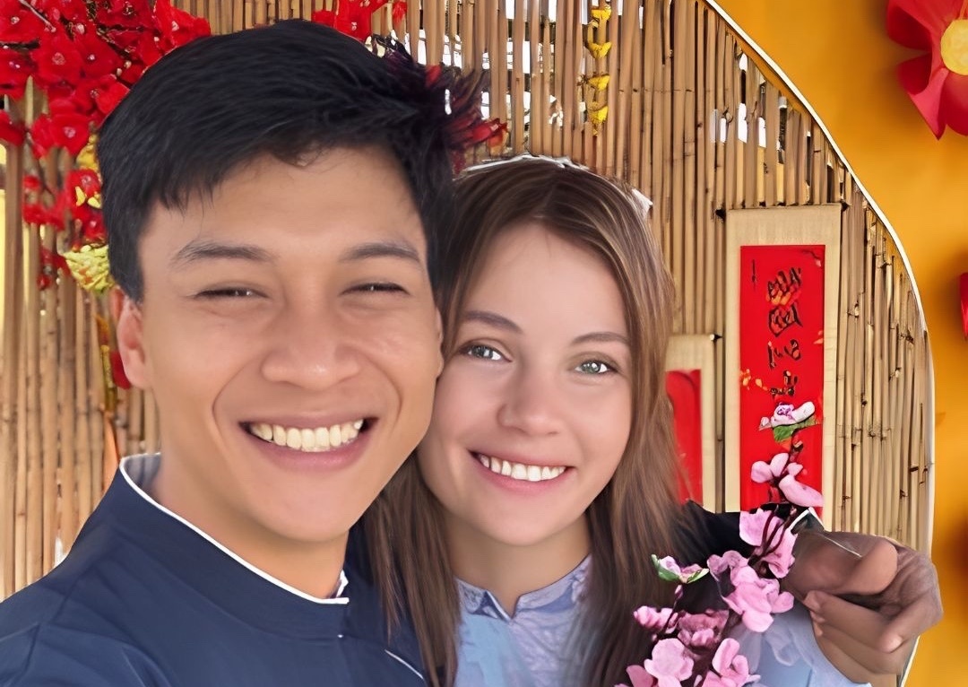 Co gai Duc vuot 9.000 km vi chang trai Ca Mau moi gap doi lan hinh anh