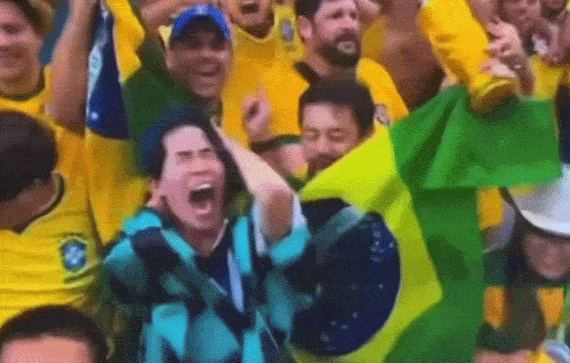 Danh tinh CDV Nhat Ban gao thet giua vong vay fan Brazil hinh anh