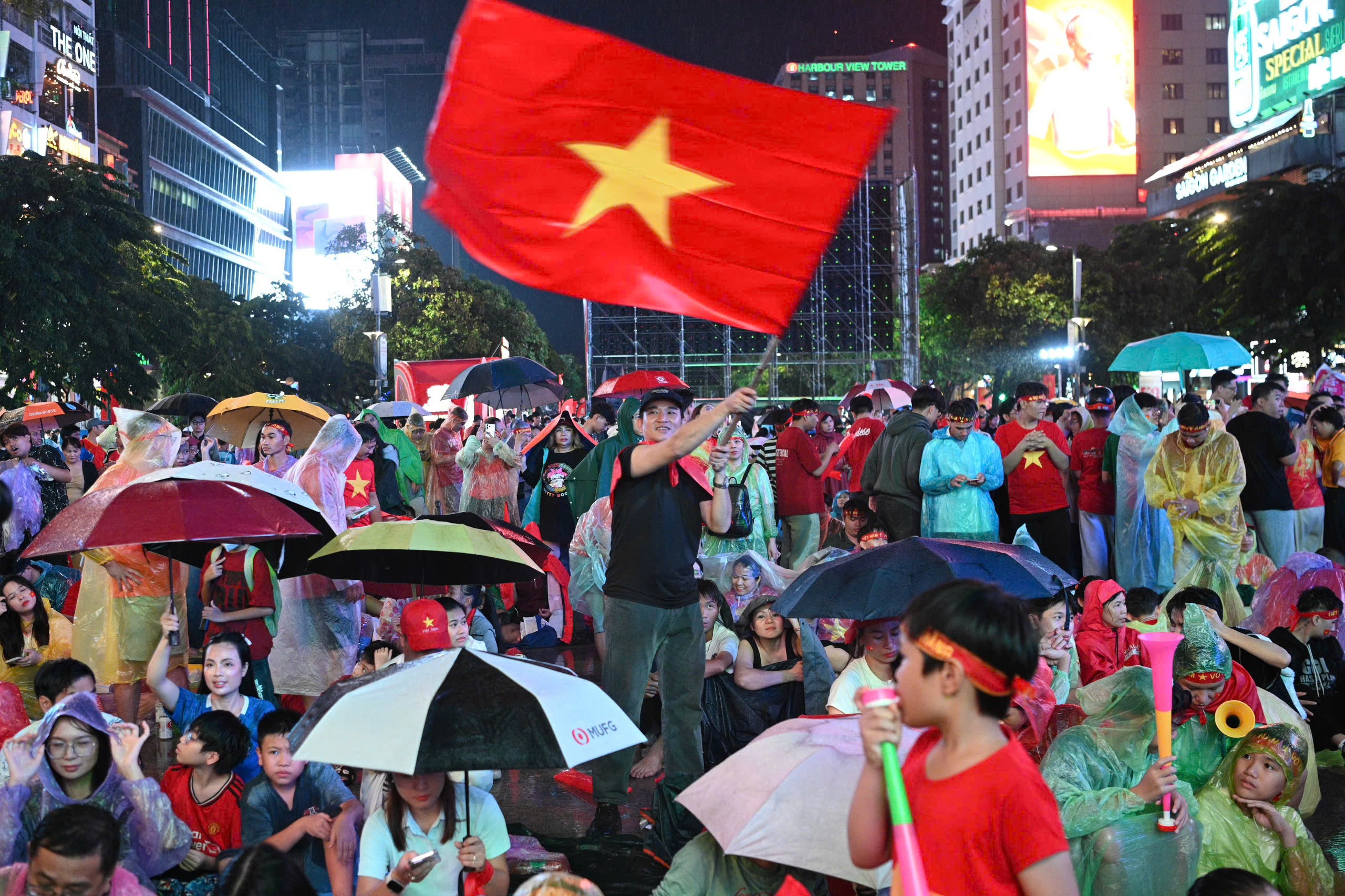 CĐV Việt Nam ảnh 9