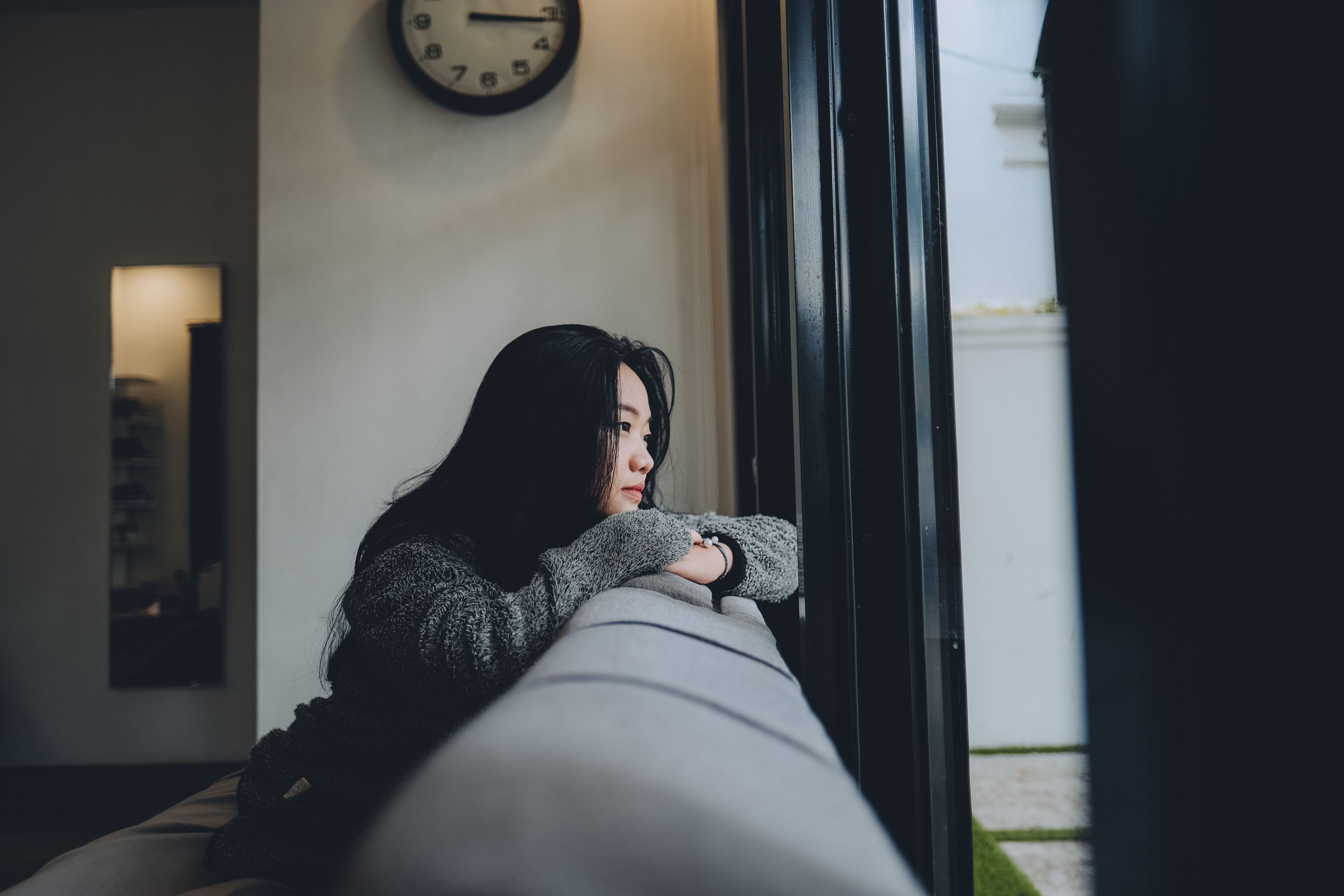 nhiều người chọn độc th&acirc;n ảnh 1