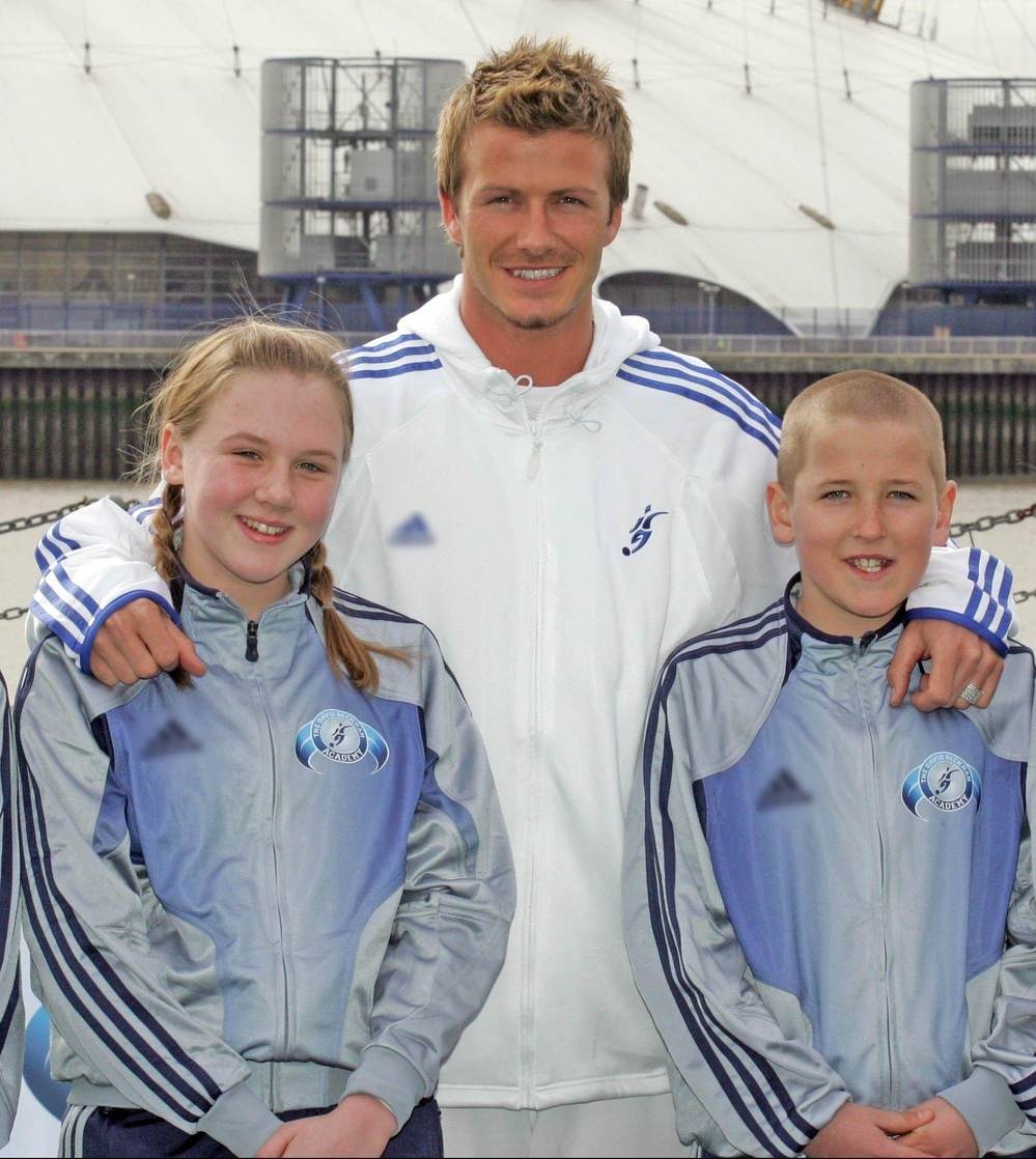 Harry Kane v&agrave; vợ ảnh 5