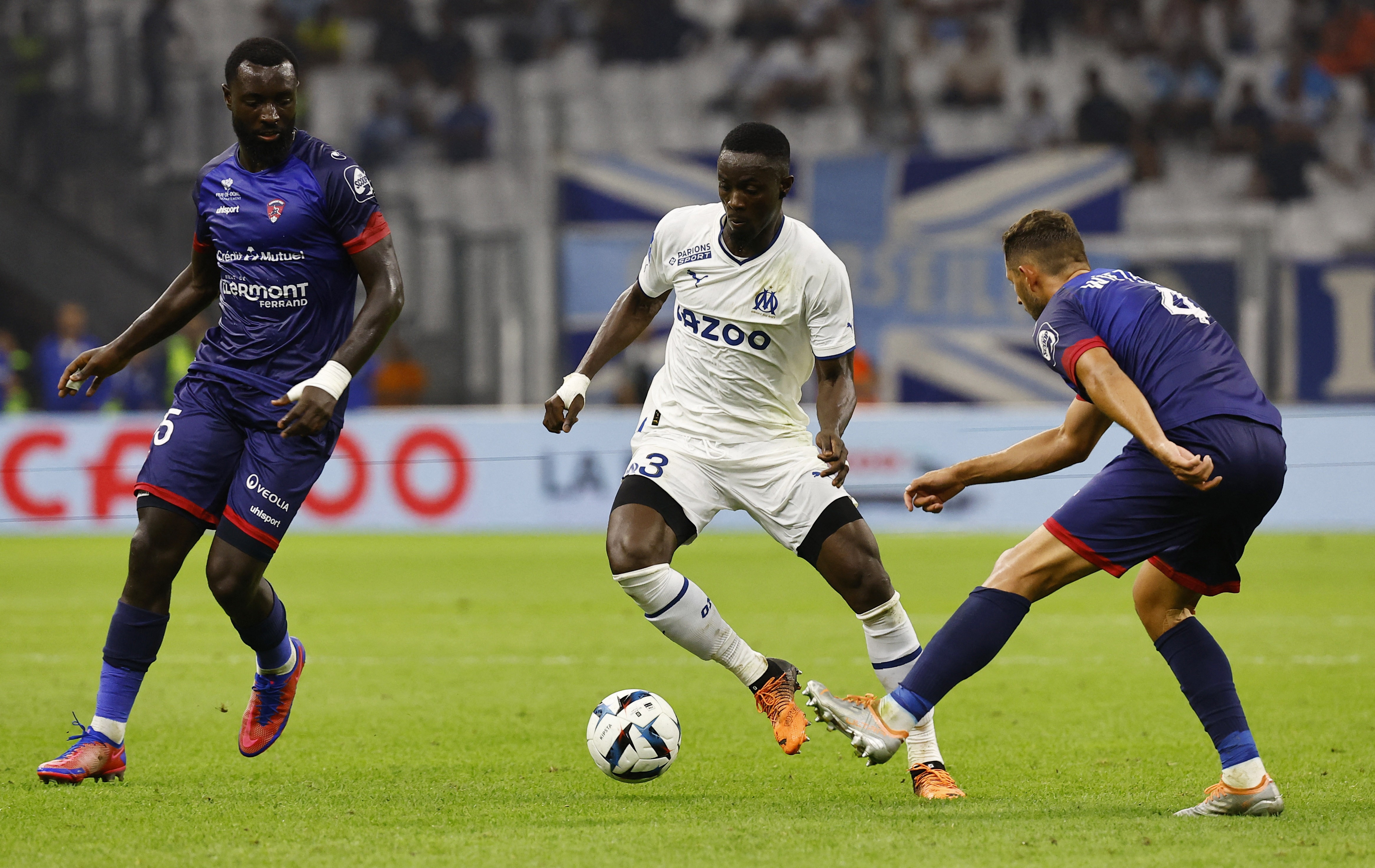 Bailly bi chi trich anh 1