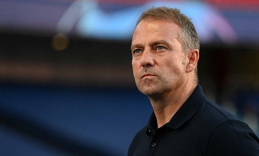 HLV Hansi Flick bao ve Southgate hinh anh