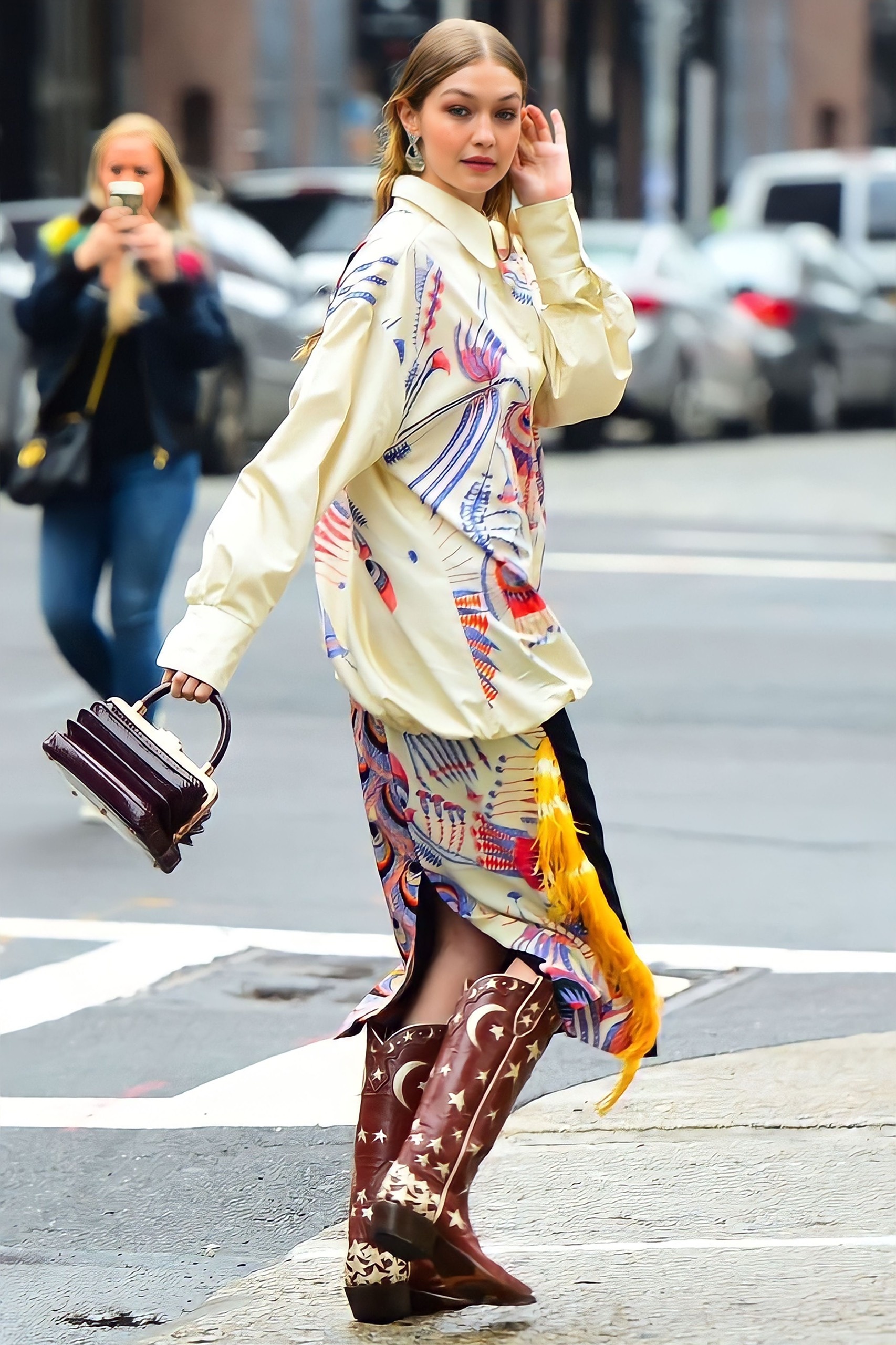 Mac gi cung cowboy boots anh 3