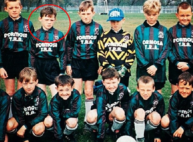 Rooney tung anh doc thoi tho lo mui xanh hinh anh