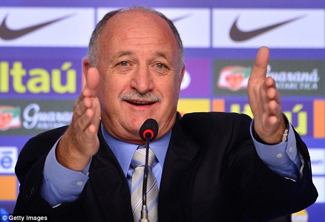 HLV truong Brazil co the ngoi tu 12 nam vi tron thue hinh anh