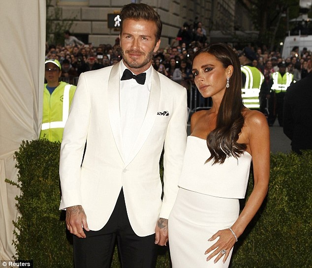 Nguoi tinh vung trom cua Beckham me Victoria hinh anh