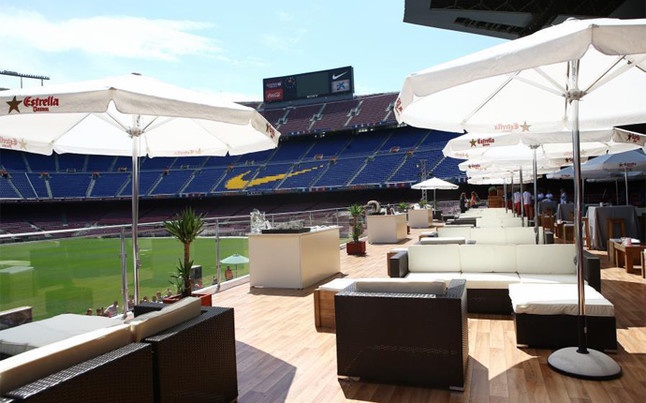 Barca mo quan an nhanh giua long Nou Camp hinh anh