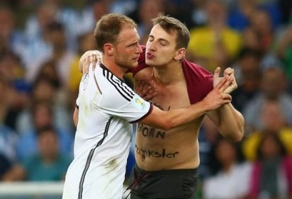 Fan cuong lao xuong san cuong hon Hoewedes hinh anh