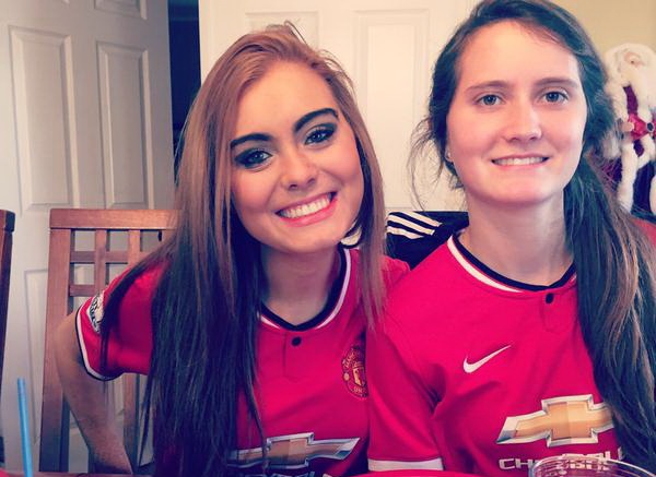 Fan nu noi danh vi guong mat giong ngoi sao M.U hinh anh