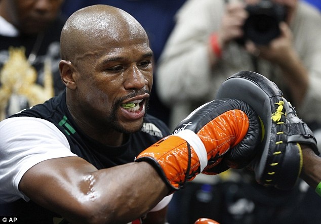 Mayweather len ke hoach giai nghe sau tran boxing lich su hinh anh