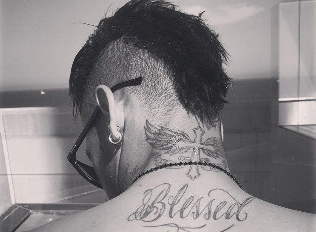 Theo chan sao: Neymar khoe hinh xam doc sau gay hinh anh