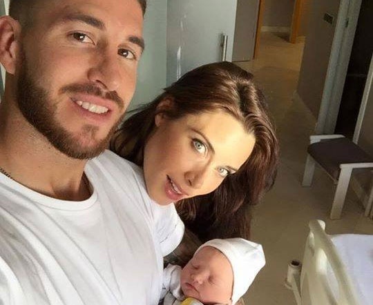 Theo chan sao: Ramos hanh phuc ben thien than moi sinh hinh anh