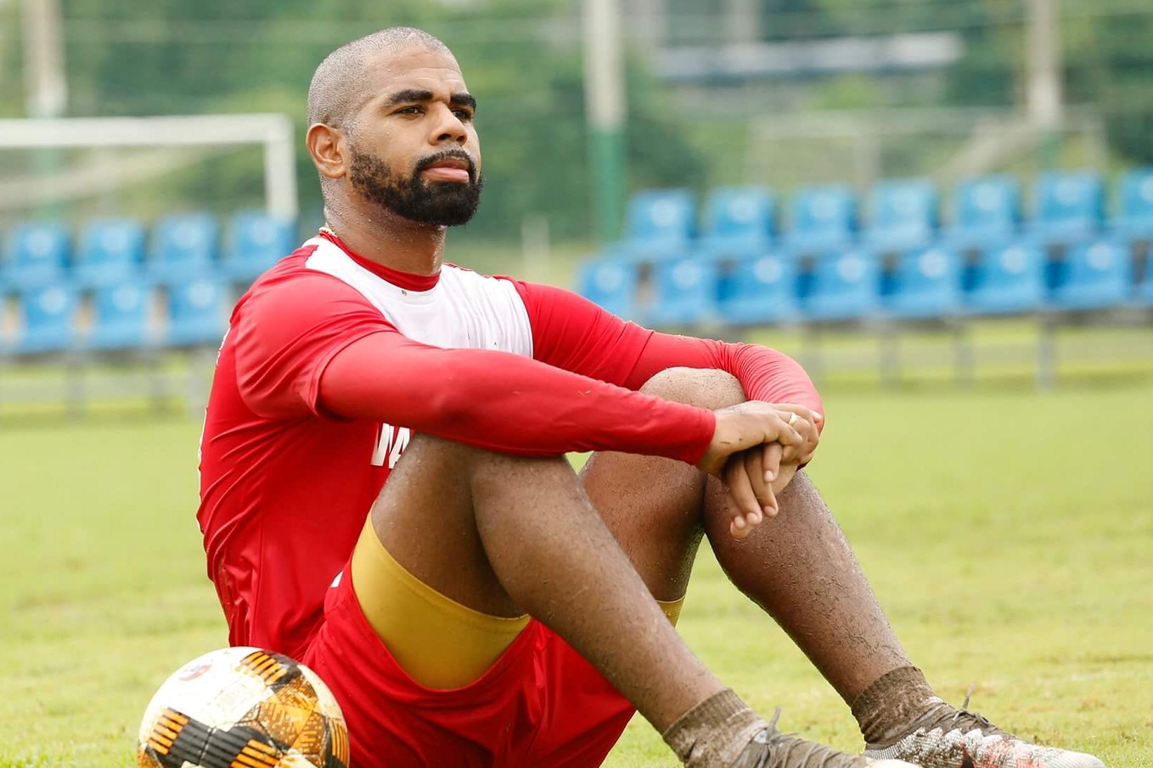 Claudecir: 'Toi hy vong duoc them mot lan choi bong tai Viet Nam' hinh anh