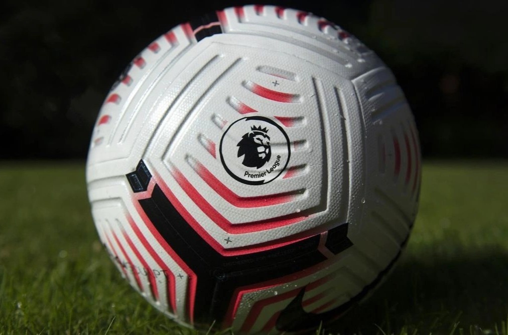 Cau thu Premier League dinh nghi an hiep dam hinh anh