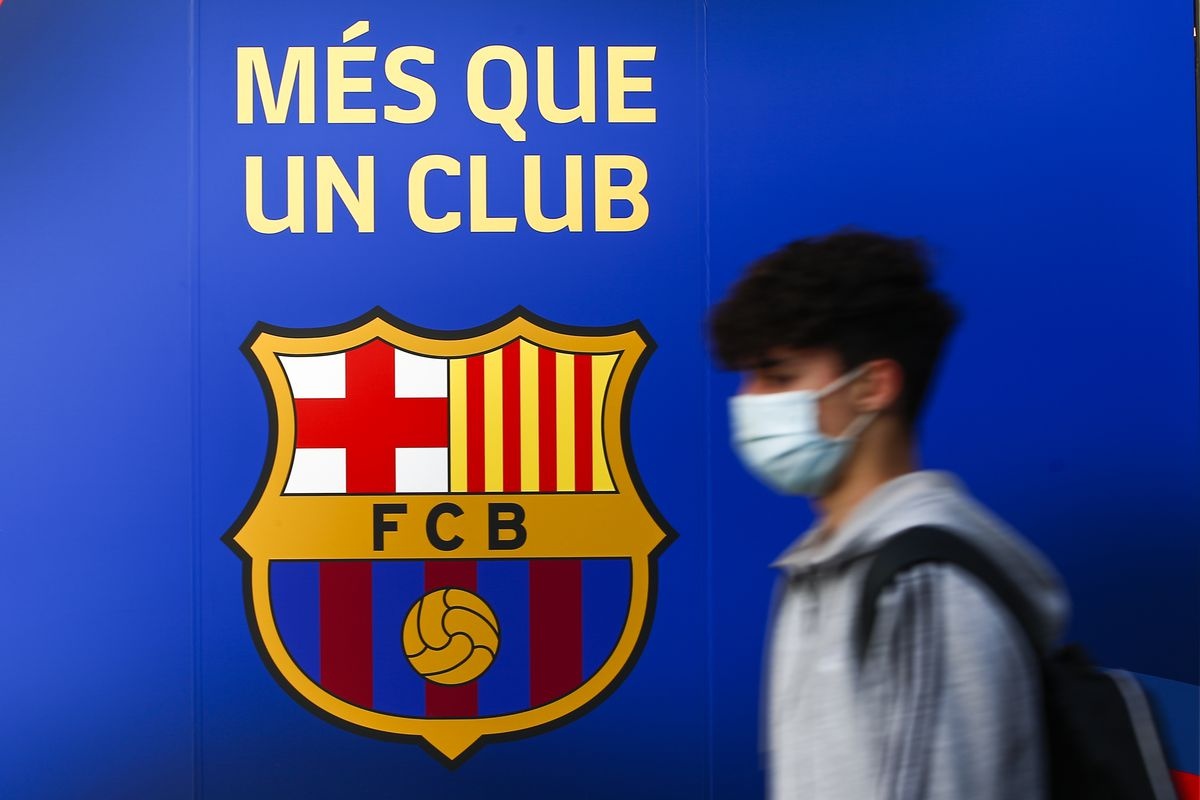 Super League la loi thoat cuoi cung cua Barcelona hinh anh