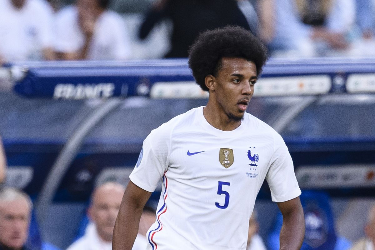 Barcelona nang tay tren cua Chelsea anh 2