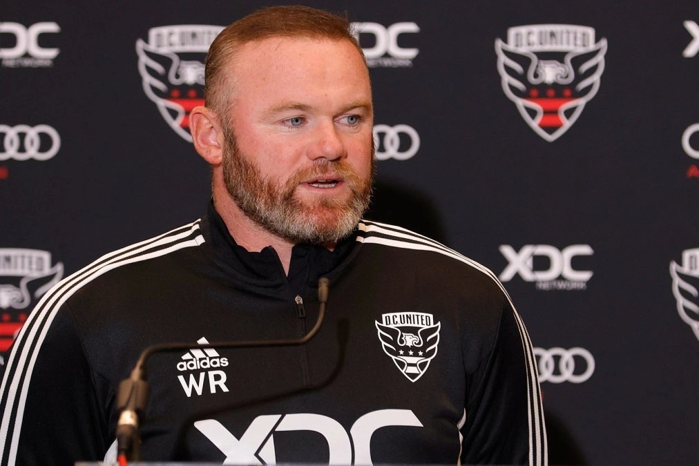 Vo chong Rooney xa cach vi World Cup hinh anh