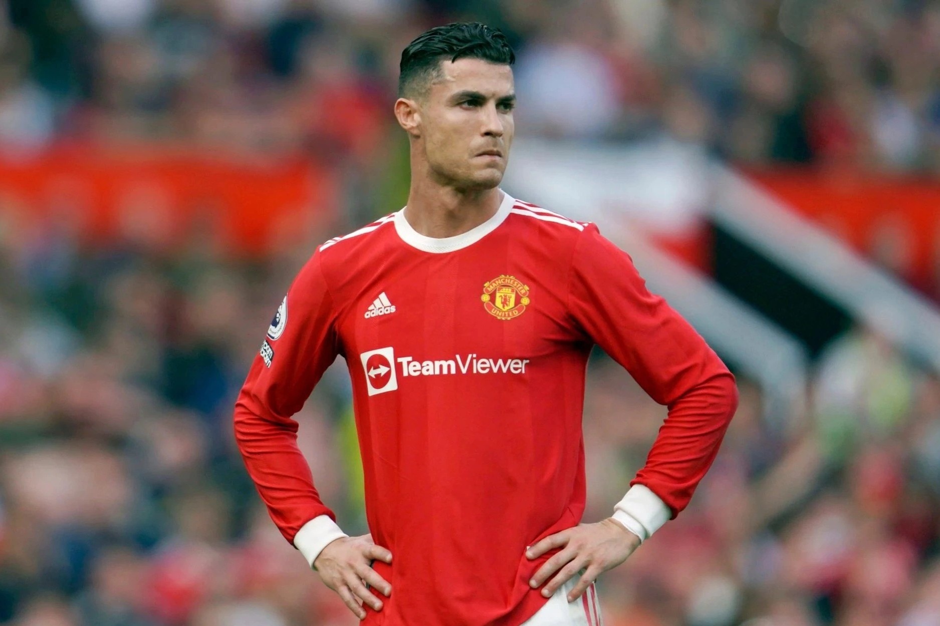 Cristiano Ronaldo phai chap nhan su that phu phang hinh anh