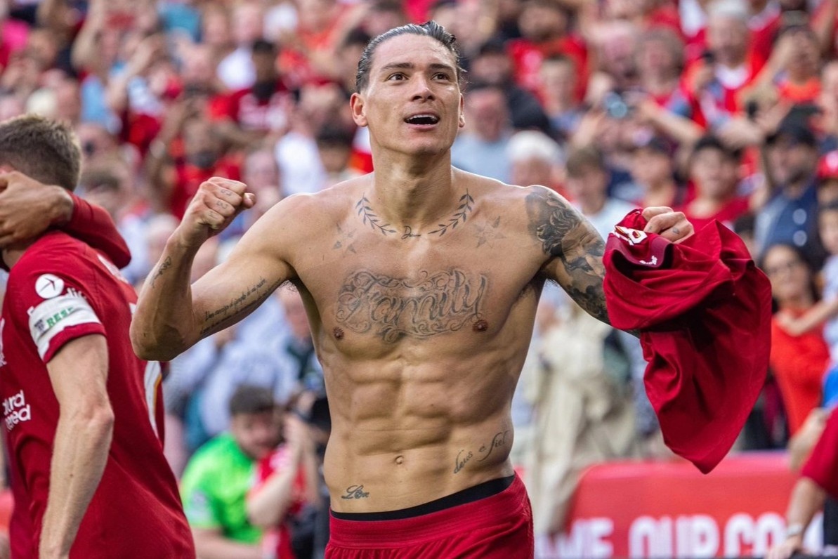 Darwin Nunez tu bo vuc giai nghe toi nguoi hung cua Liverpool hinh anh