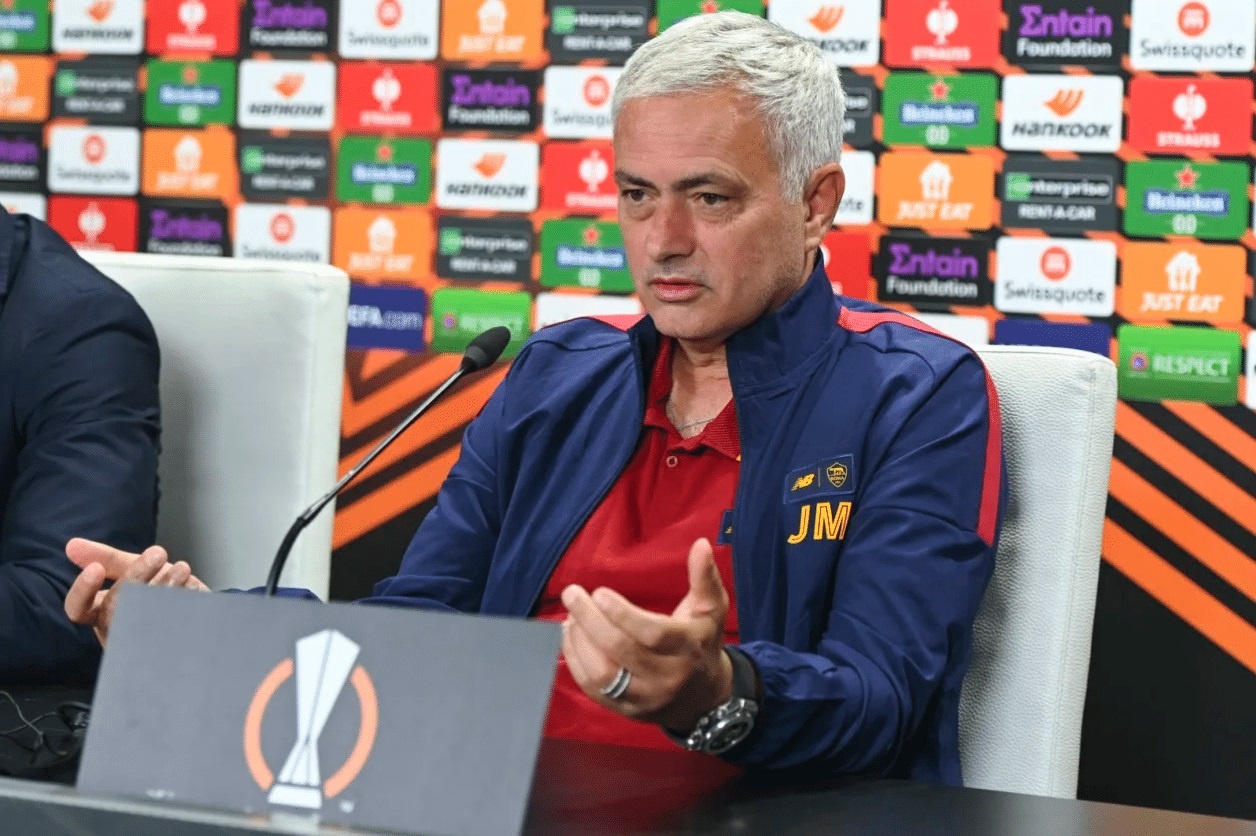 Mourinho: 'Nhung con ca map that bai tu Champions League sap den' hinh anh